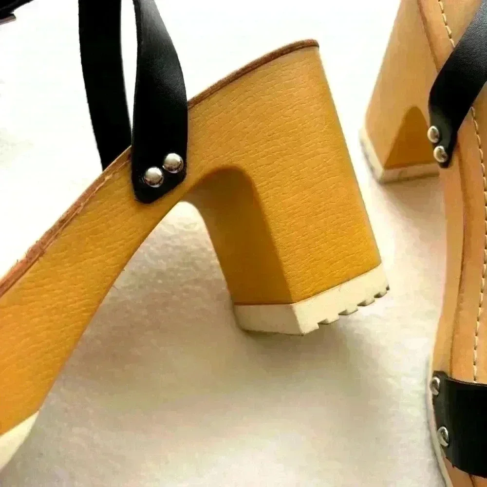 Madden Girl Black/Tan Retro “70’s”Studded‎ Platform Chunky Block Heels size 9